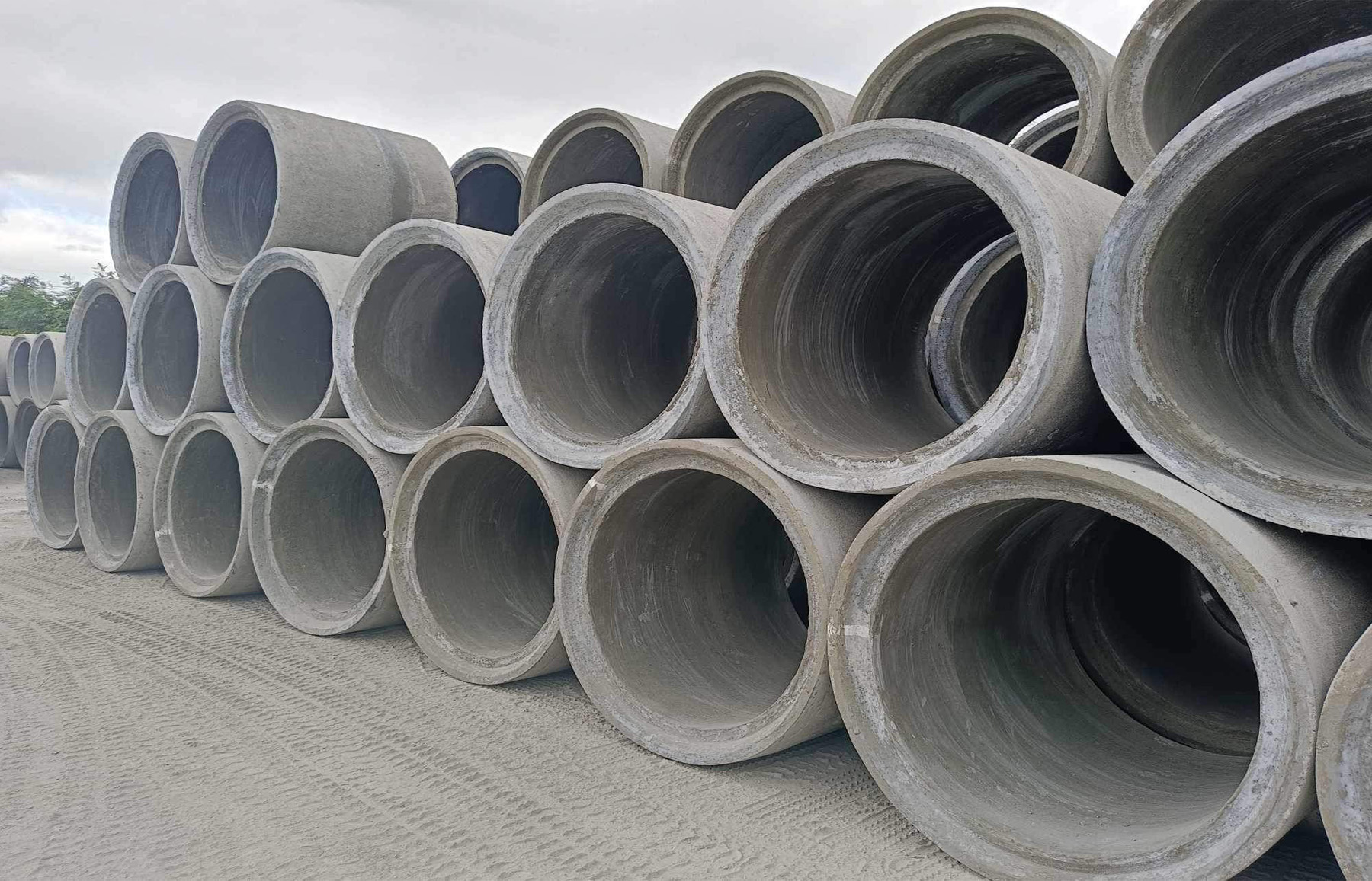 <div style="text-shadow: 1px 1px #000000;"><b>STANDARD DESIGN ASTM</b></div>